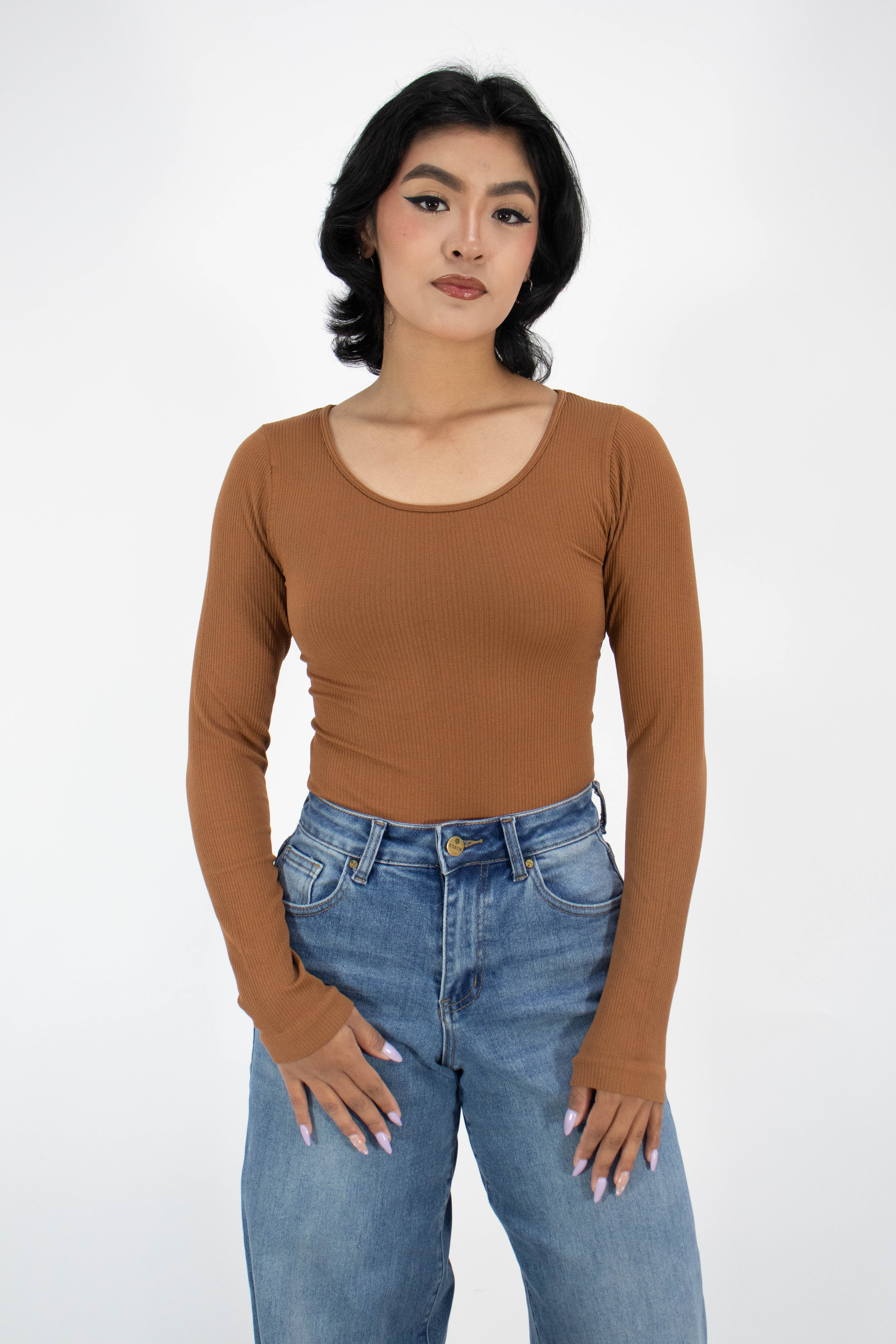 Blusa de Manga Larga Acanalada Cuello Redondo